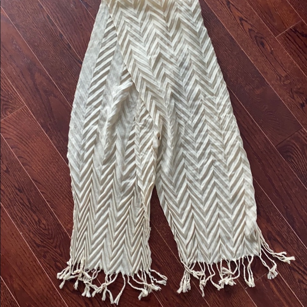 Tan cream scarf